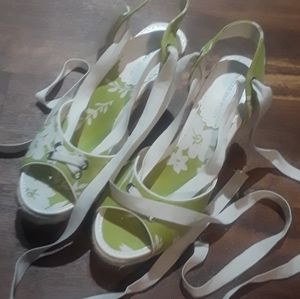 Ankle wrap espadrilles